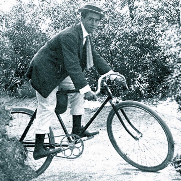 19CarrousselValletVelo Le jeune Paco dit "le vieux fou" 1903