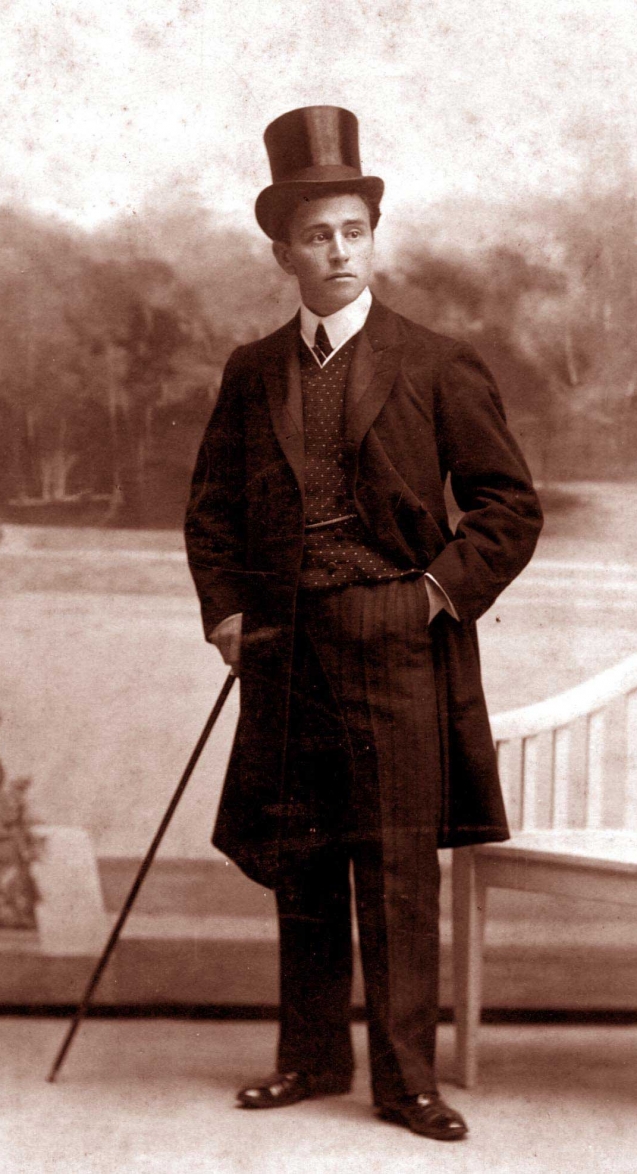 1903DandyPaco Le jeune François de Paule VALLET 1903