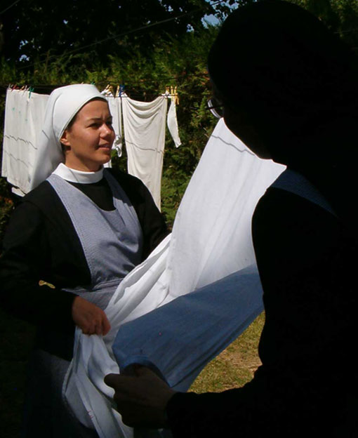 Les Soeurs s"occupent de l'entretien de la Maison où sont données les retraites spirituelles de St Ignace.